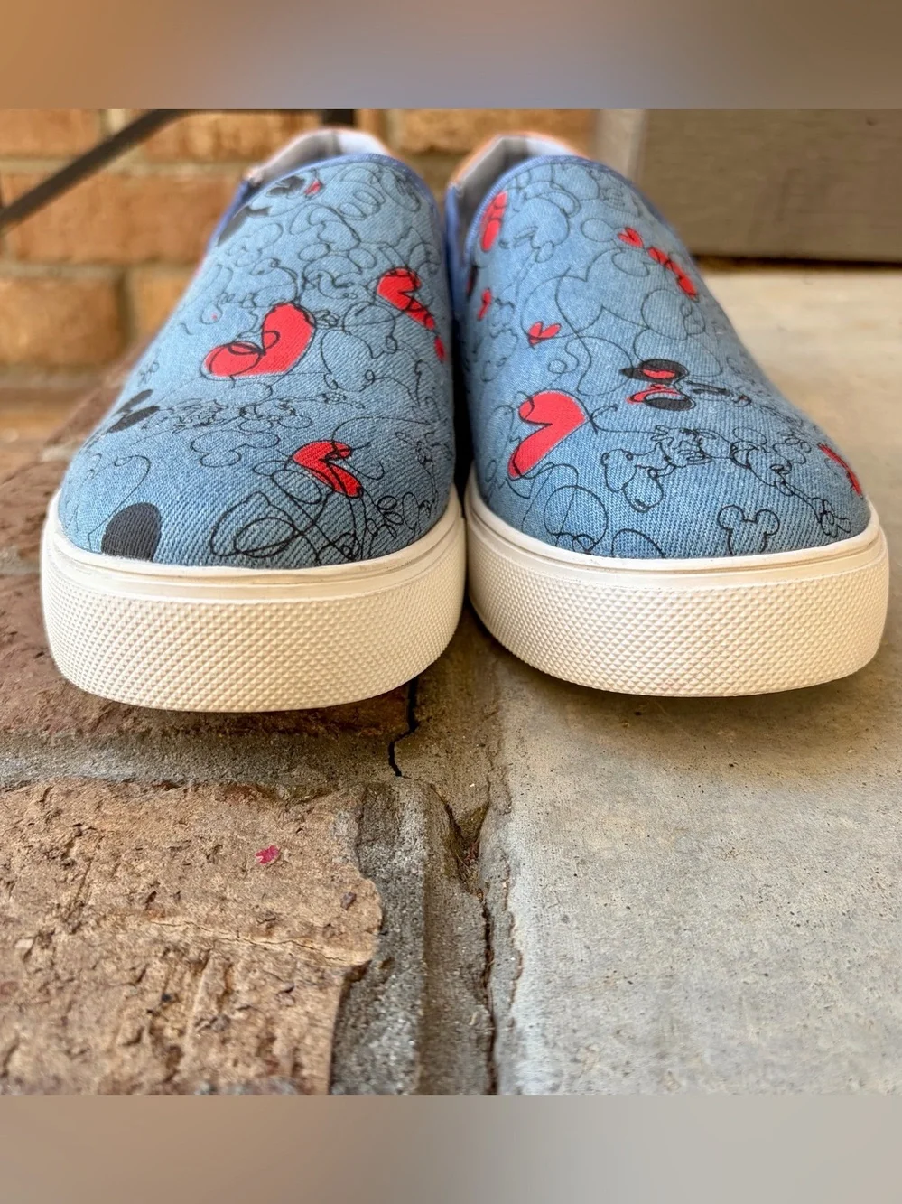 Disney X Aldo True Original Slip On Sneaker Sz 8.5 Mickey Minnie Mouse Denim EUC